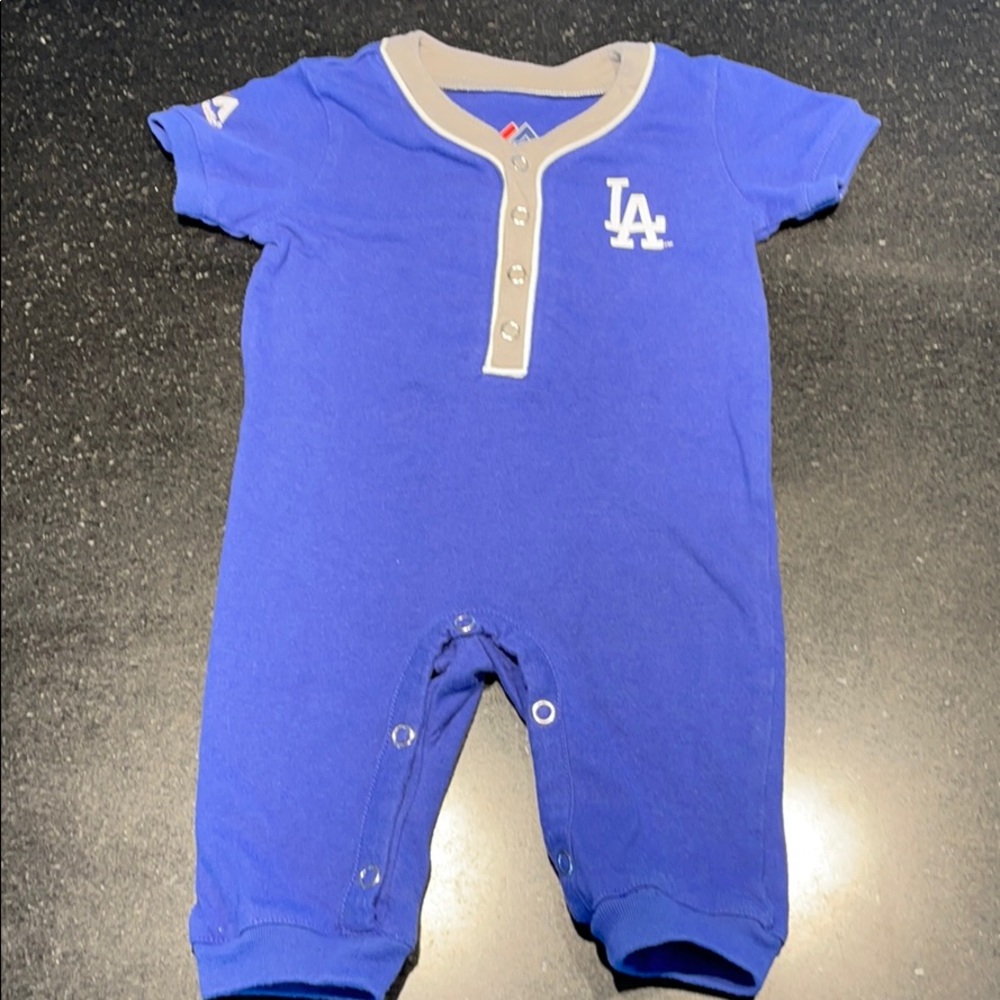 Dodger jumper